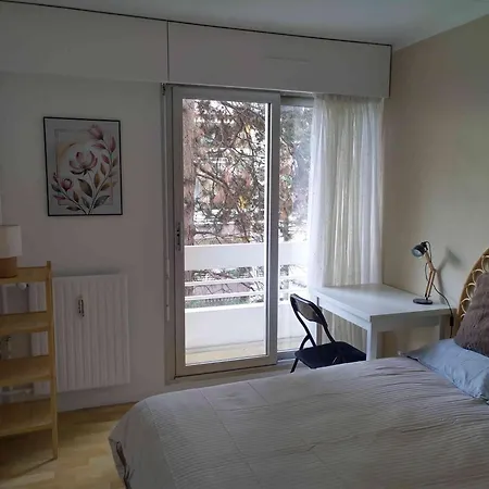 Quiet & Cozy View On Garden * Paris
