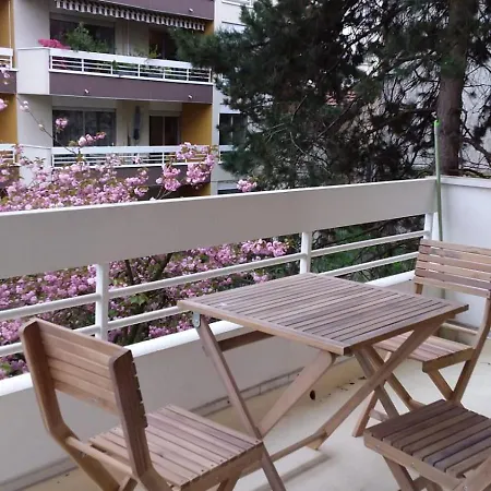בית אירוח Quiet & Cozy View On Garden *